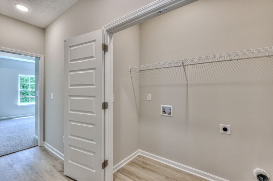 Spacious, unfurnished interior of a new home in Legacy Preserve, Tullahoma (Image 19). Spacious, unfurnished interior of a new home in Legacy Preserve, Tullahoma (Image 19).