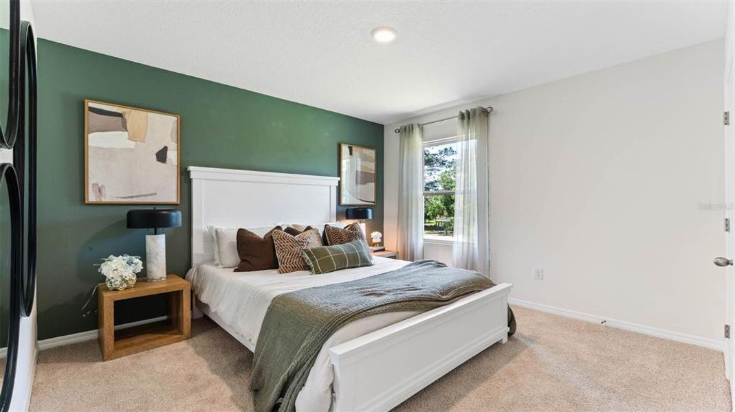 Furnished interior view inside a new home in Oak Leaf Preserve, New Smyrna Beach (Image 5).