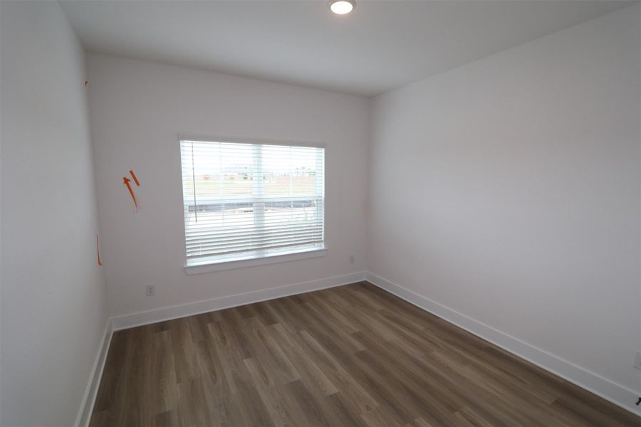 Spacious, unfurnished interior of a new home in Lago Mar, Santa Fe (Image 28).