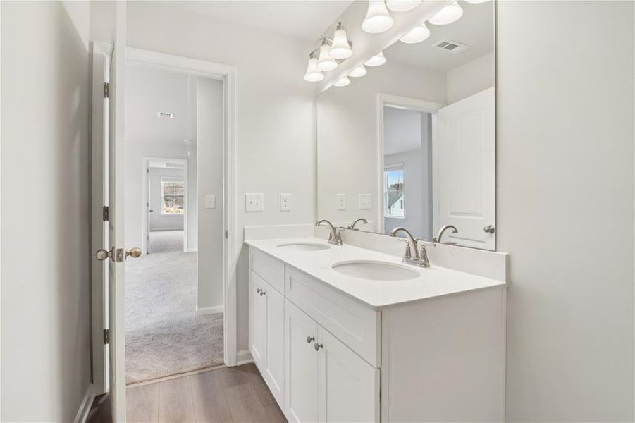 Furnished interior view inside a new home in Abbotts Crossing, Conyers (Image 13).