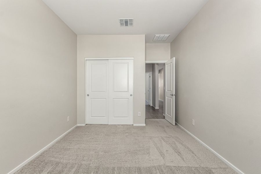 Spacious, unfurnished interior of a new home in Elara at Moonlight, Maricopa (Image 12).