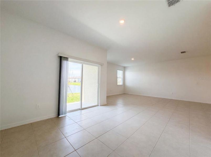 Spacious, unfurnished interior of a new home in , Parrish (Image 17). Spacious, unfurnished interior of a new home in , Parrish (Image 17).
