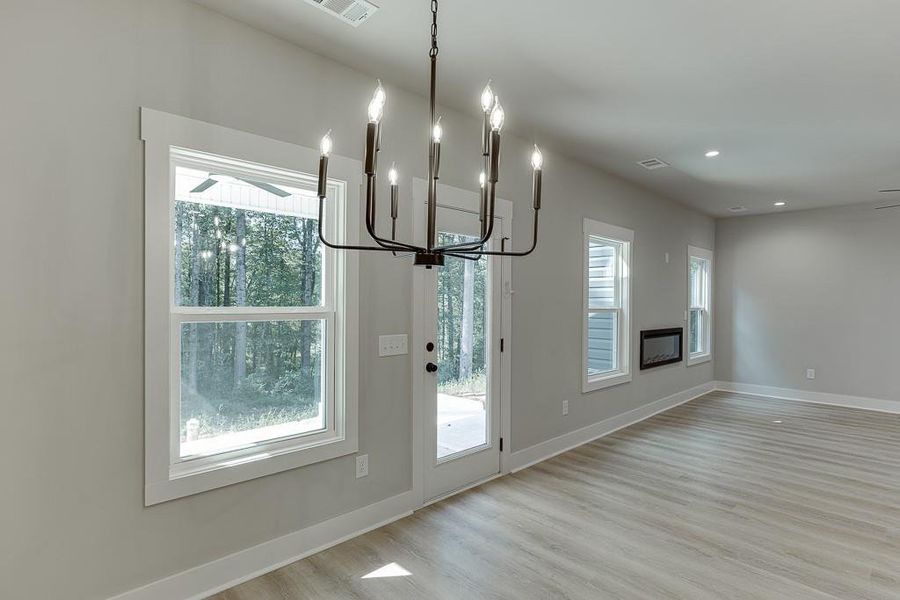 Spacious, unfurnished interior of a new home in , Jefferson (Image 39).