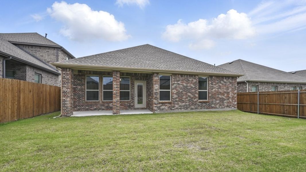 Exterior details and patio area of a home in Lakewood Trails, Forney (Image 2). Exterior details and patio area of a home in Lakewood Trails, Forney (Image 2).