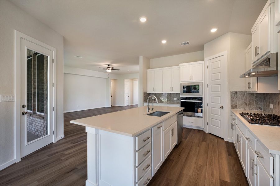 Furnished interior view inside a new home in Veramendi, New Braunfels (Image 7). Furnished interior view inside a new home in Veramendi, New Braunfels (Image 7).