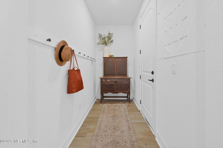 Image 56 of a home in Rolling Hills.