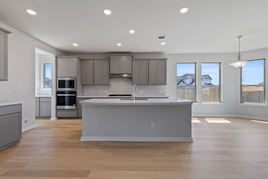 3,403sf New Home in Leander, TX. - Slide 29 3,403sf New Home in Leander, TX. - Slide 29