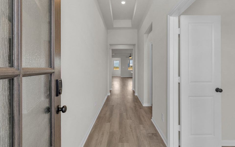 Spacious, unfurnished interior of a new home in Elyson, Katy (Image 10). Spacious, unfurnished interior of a new home in Elyson, Katy (Image 10).