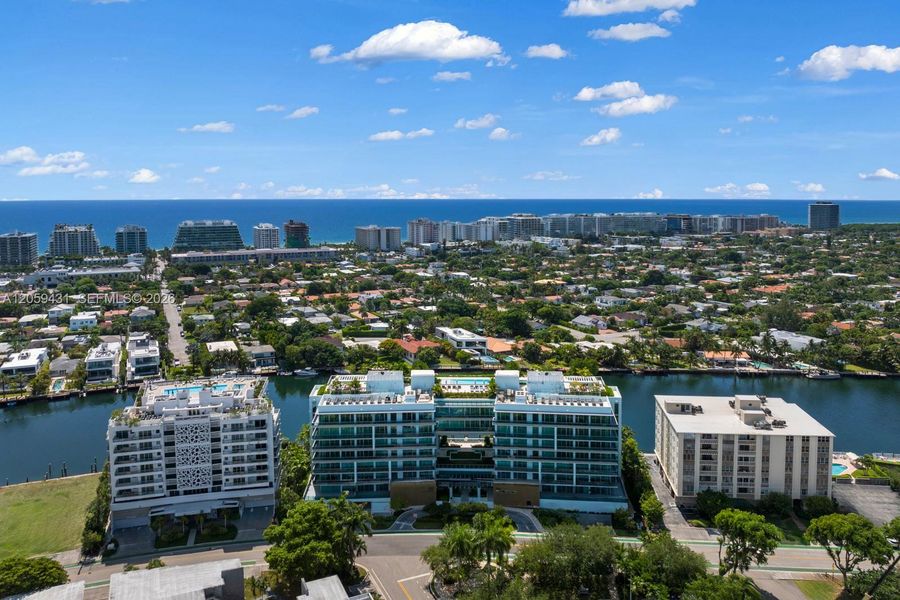 Condo located in Bay Harbor Islands, FL showcasing its design and architecture (Image 3). Condo located in Bay Harbor Islands, FL showcasing its design and architecture (Image 3).