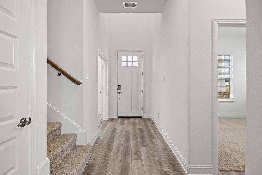 Representative unfurnished interior of a home built from the Kelly by Cambridge Homes in Lake Park, Rowlett (Image 13).