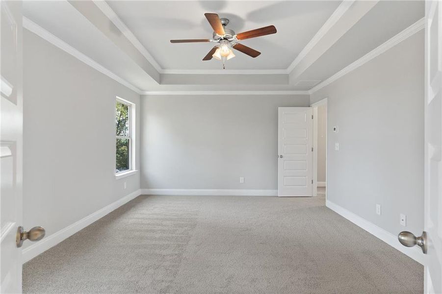 Spacious, unfurnished interior of a new home in Stratford Square, Lawrenceville (Image 20).
