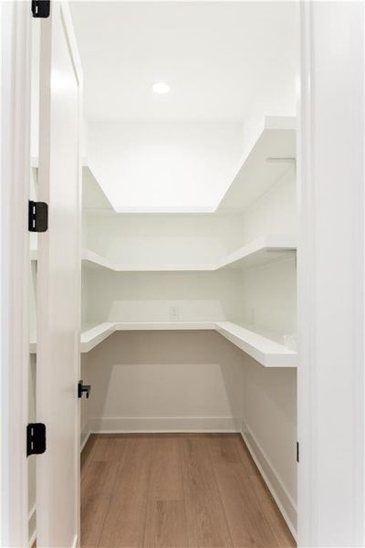 Spacious, unfurnished interior of a new home in , Atlanta (Image 74).