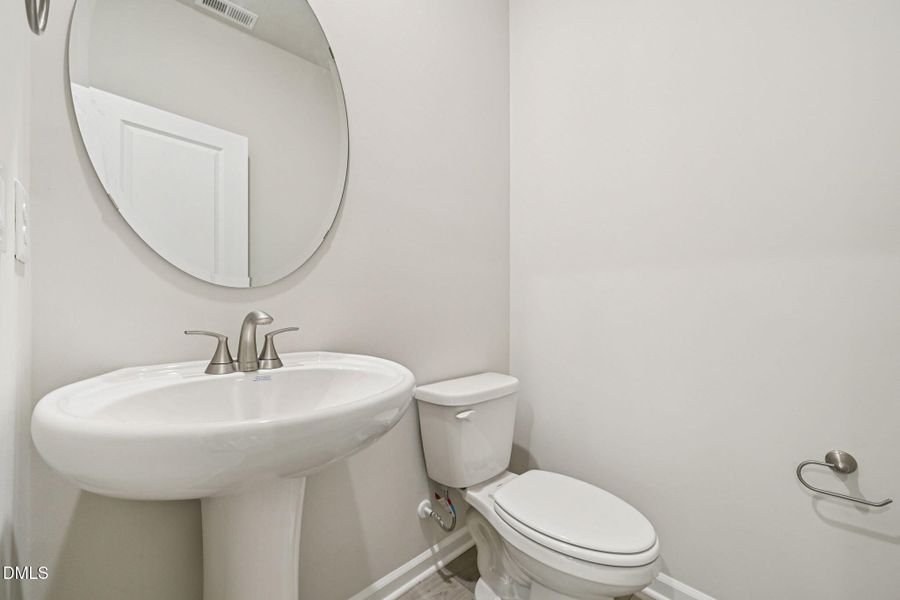 20-web-or-mls-Raleigh- Taylorsville-1216