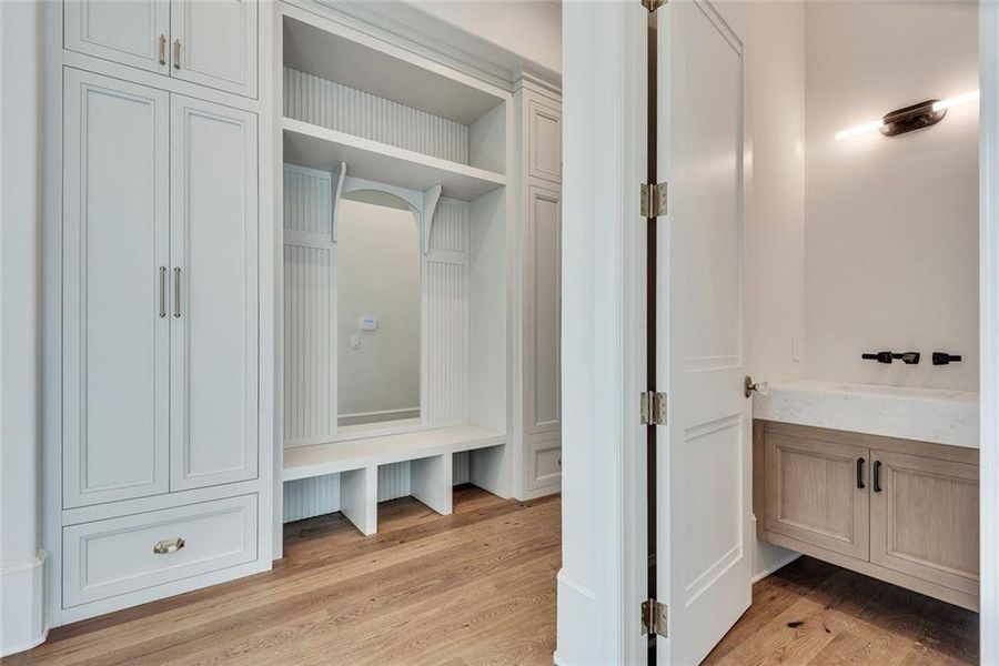 Image 101 of a home in .