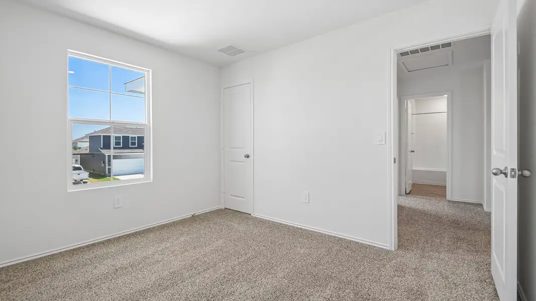 Spacious, unfurnished interior of a new home in Durango, Mustang Ridge (Image 32). Spacious, unfurnished interior of a new home in Durango, Mustang Ridge (Image 32).