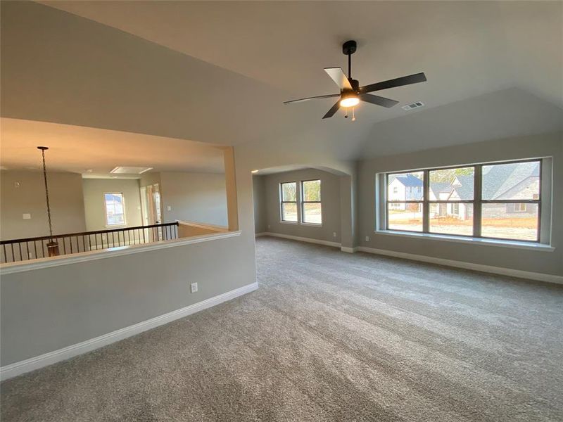 Gmeroom & loft areas