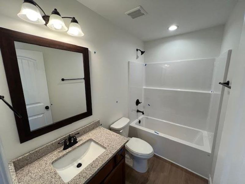 Image 17 of a home in Cleveland Meadows.