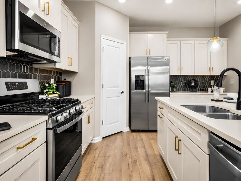 Representative furnished interior of a home built from the The Cherry Grove by Chesapeake Homes in Heritage Park at Longs, Longs (Image 7).