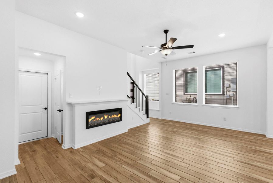 Spacious, unfurnished interior of a new home in Woodforest, Montgomery (Image 23).