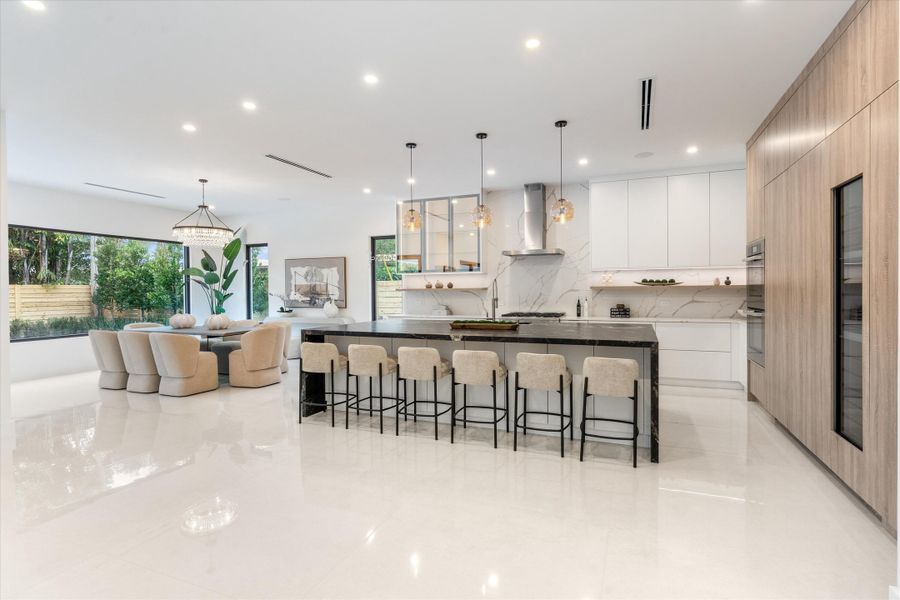 Kitchen / Dining