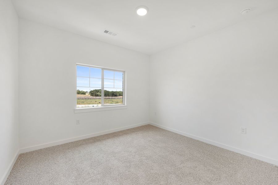 Spacious, unfurnished interior of a new home in Wildridge, Oak Point (Image 44). Spacious, unfurnished interior of a new home in Wildridge, Oak Point (Image 44).