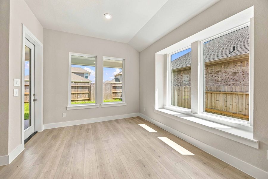 Spacious, unfurnished interior of a new home in Arabella on the Prairie, Richmond (Image 8). Spacious, unfurnished interior of a new home in Arabella on the Prairie, Richmond (Image 8).