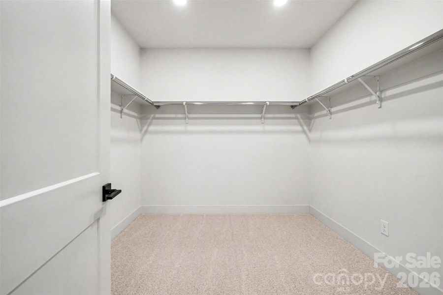 Spacious, unfurnished interior of a new home in , Charlotte (Image 27).