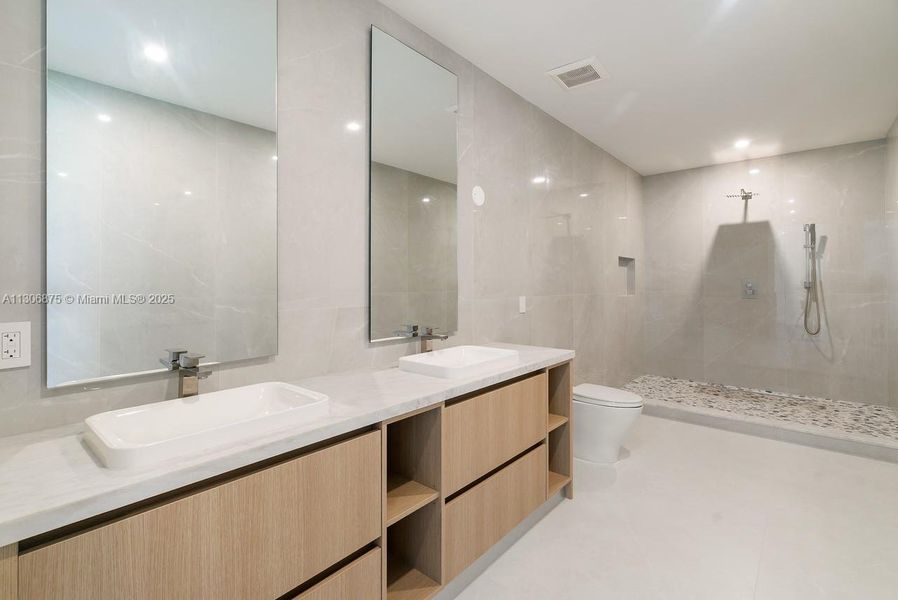 Bathroom #3 Bathroom #3