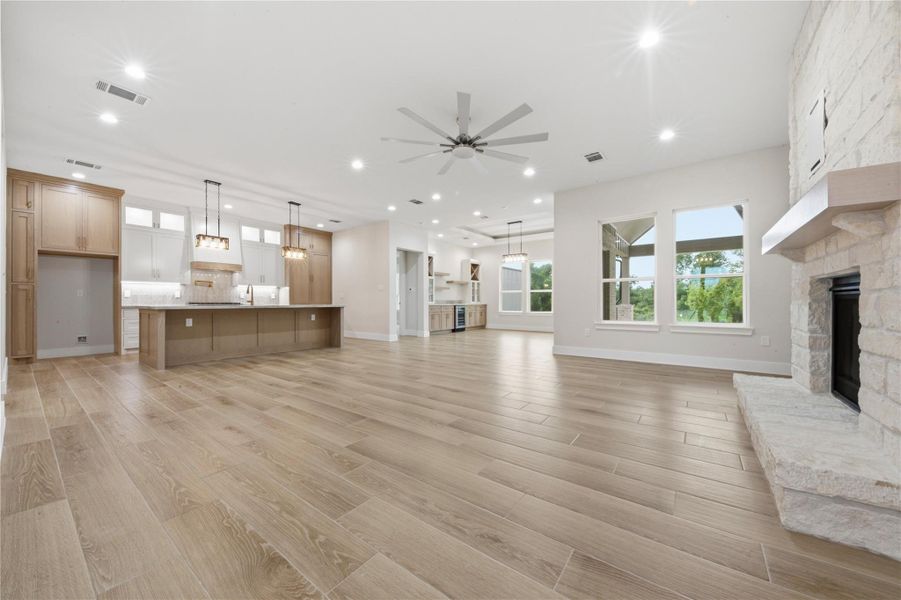 Spacious, unfurnished interior of a new home in , Baytown (Image 37). Spacious, unfurnished interior of a new home in , Baytown (Image 37).