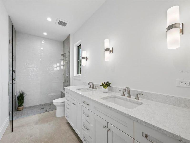 Furnished interior view inside a new home in , Sarasota (Image 11).