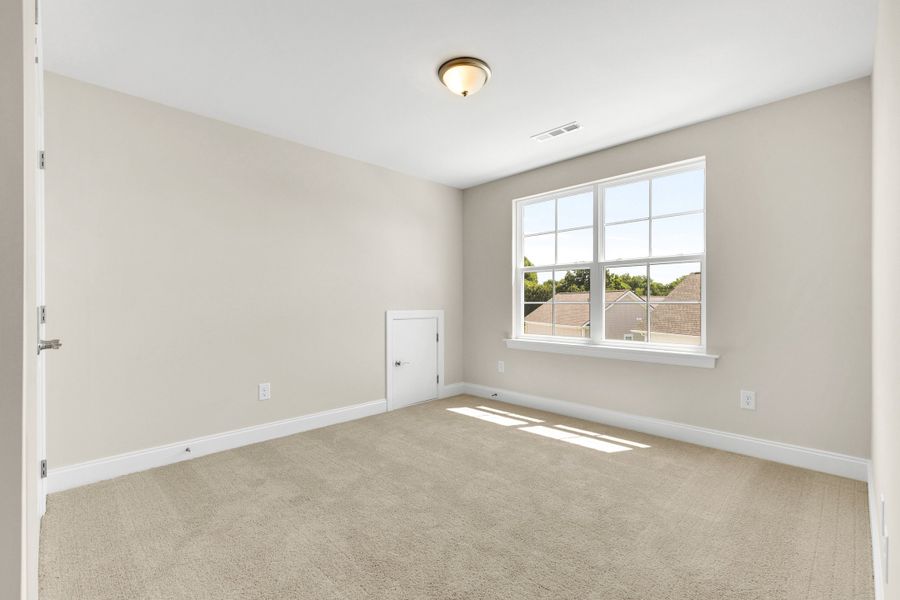 Spacious, unfurnished interior of a new home in Rutherford, Columbia (Image 39). Spacious, unfurnished interior of a new home in Rutherford, Columbia (Image 39).