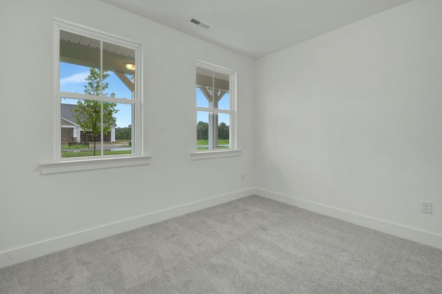 Spacious, unfurnished interior of a new home in Fox Field Farms, Broadway (Image 21).