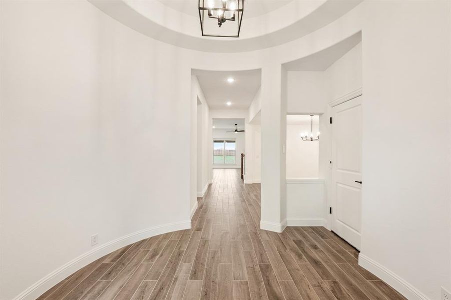 Spacious, unfurnished interior of a new home in Glenbrook, Red Oak (Image 22).