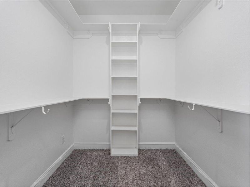Spacious, unfurnished interior of a new home in , Cleveland (Image 9).