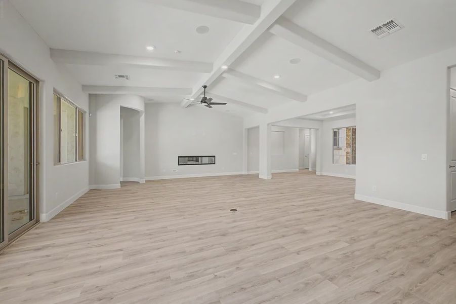 Spacious, unfurnished interior of a new home in Bellero Estates, Queen Creek (Image 18). Spacious, unfurnished interior of a new home in Bellero Estates, Queen Creek (Image 18).
