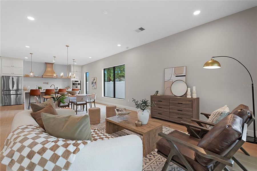 Furnished interior view inside a new home in , Orlando (Image 35).