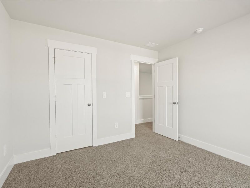 Spacious, unfurnished interior of a new home in Cedar Shoals - Signature Collection, Piedmont (Image 8).