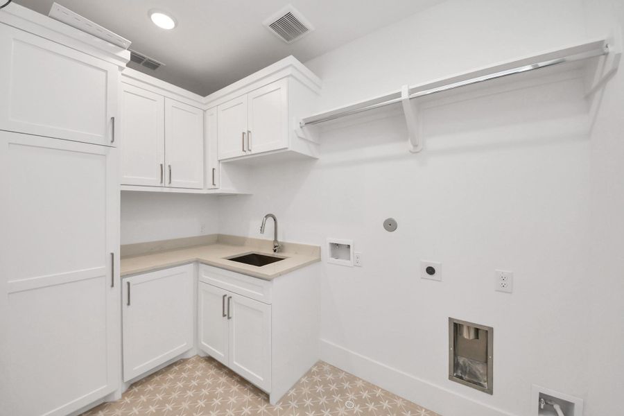 Furnished interior view inside a new home in , Houston (Image 34).