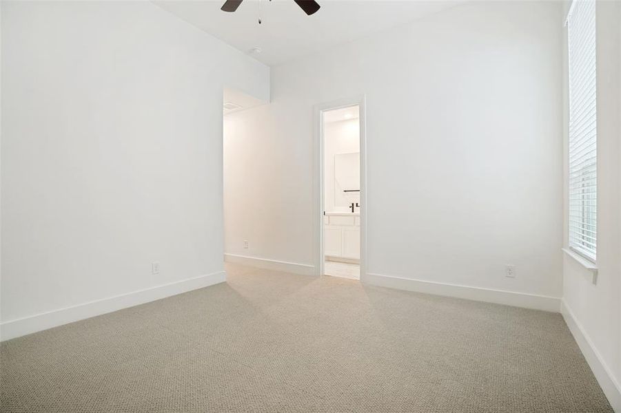 Spacious, unfurnished interior of a new home in Wildflower Ranch, Justin (Image 17).