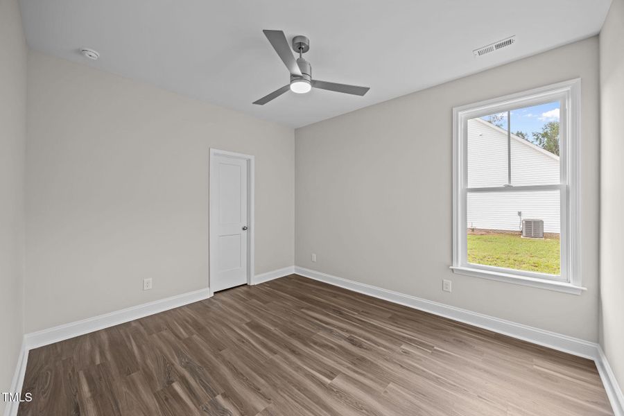 31-web-or-mls-BLS_0087 31-web-or-mls-BLS_0087