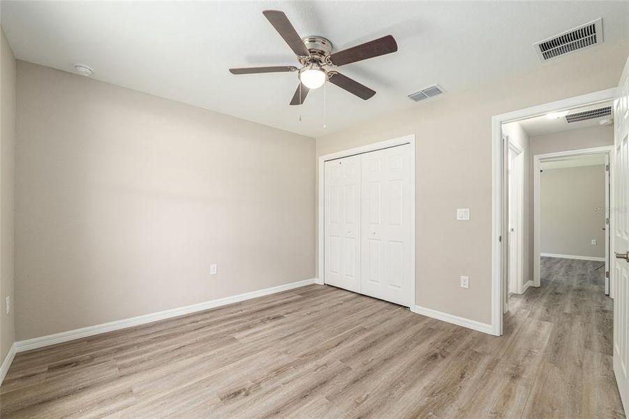 Spacious, unfurnished interior of a new home in , Dunnellon (Image 51).