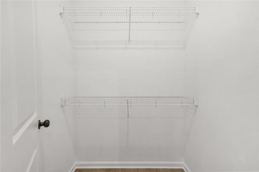 Spacious, unfurnished interior of a new home in , Atlanta (Image 33).