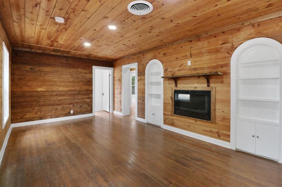 Spacious, unfurnished interior of a new home in , Coleman (Image 20). Spacious, unfurnished interior of a new home in , Coleman (Image 20).