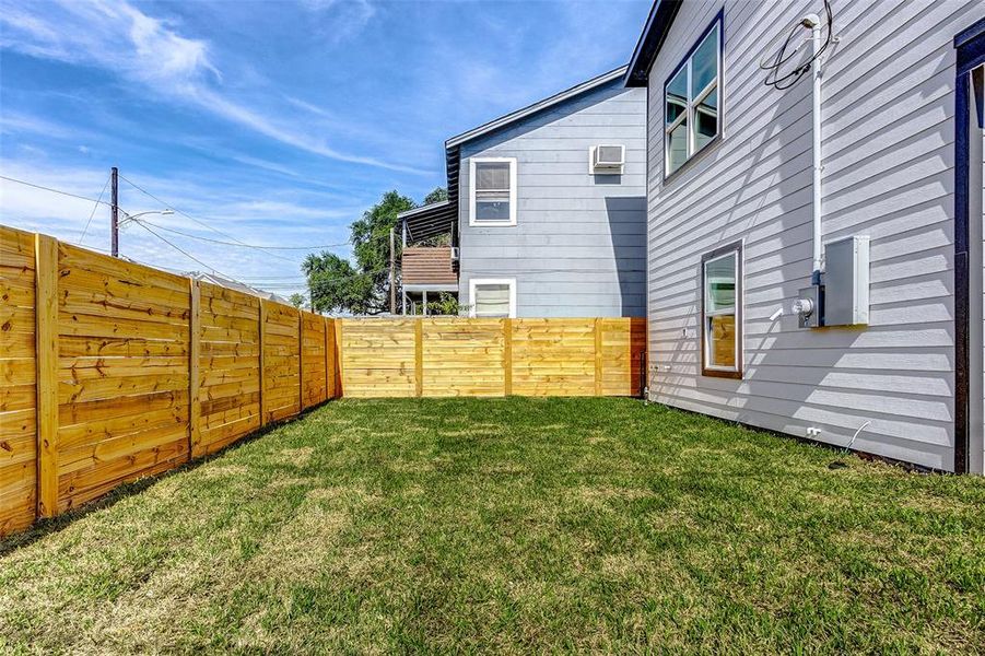 Front exterior of a new home in , Houston, TX, highlighting curb appeal (Image 21).