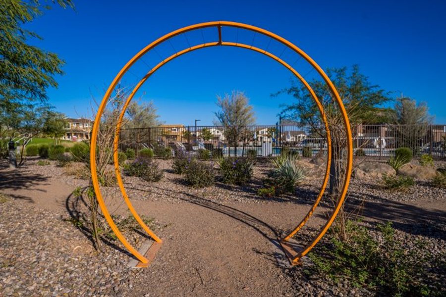 Community amenities in La Mira, Mesa (Image 27).