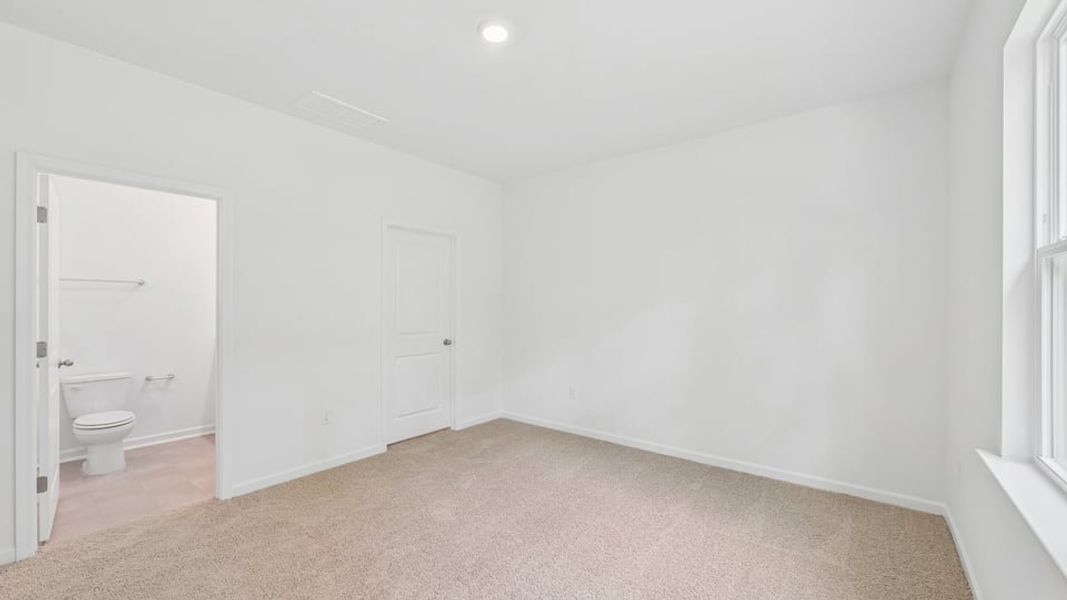 Spacious, unfurnished interior of a new home in The Villas at Laurel Oaks, Sanford (Image 14). Spacious, unfurnished interior of a new home in The Villas at Laurel Oaks, Sanford (Image 14).