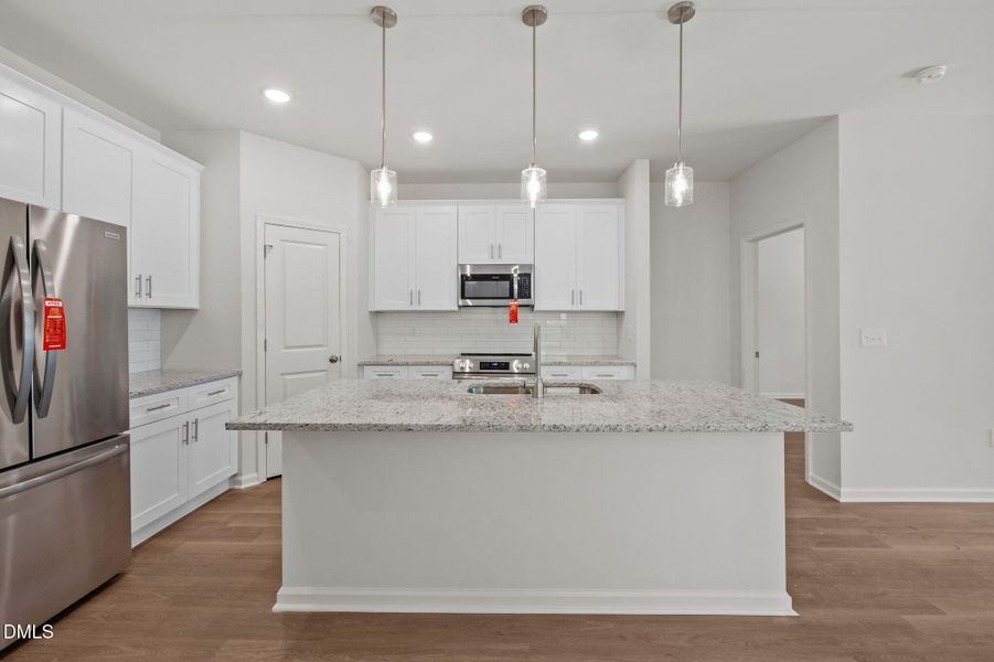 15-web-or-mls-P1112637 15-web-or-mls-P1112637