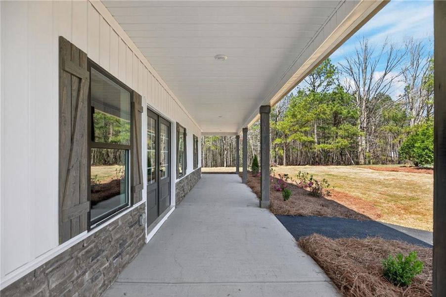 Exterior details and patio area of a home in , Rockmart (Image 20).