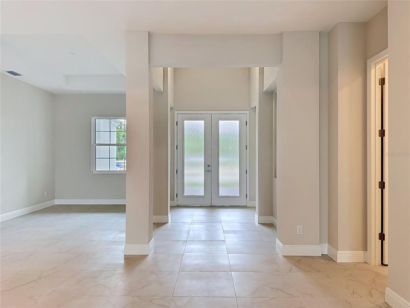 Spacious, unfurnished interior of a new home in River Preserve Estates, Parrish (Image 20).