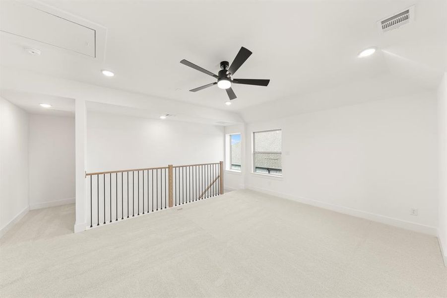 Spacious, unfurnished interior of a new home in Brookfield, Melissa (Image 28). Spacious, unfurnished interior of a new home in Brookfield, Melissa (Image 28).